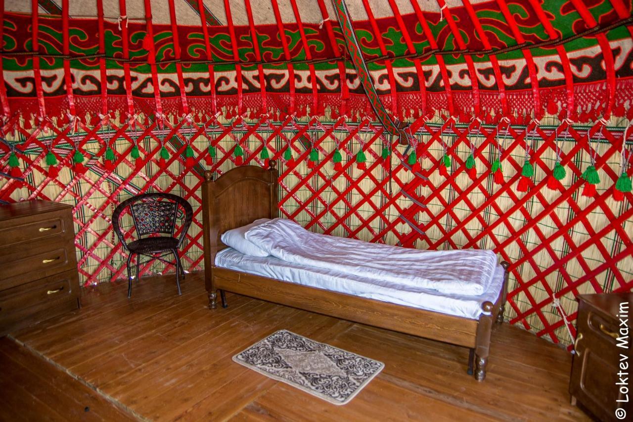 Ethno Complex Oimo Tash Hotel Kaji-Say Buitenkant foto